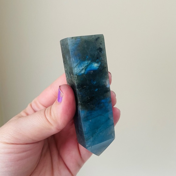 Labradorite Tower - Picture 7 of 10